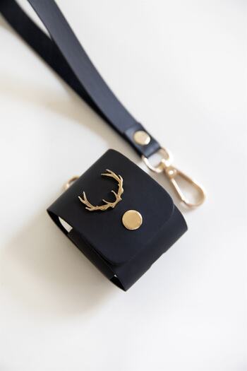 Le Color Headphone Case Black Leather