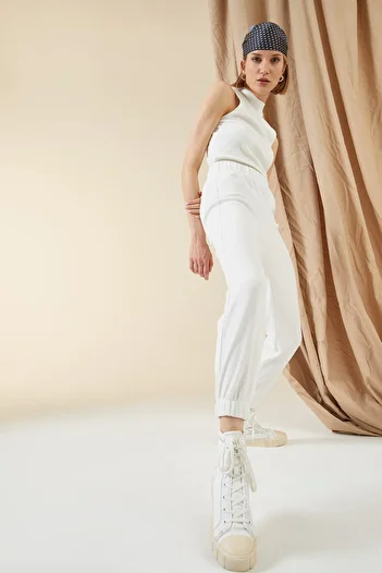 DeFacto Women's White Elastic Waist Relax Fit Jogger Sweatpants