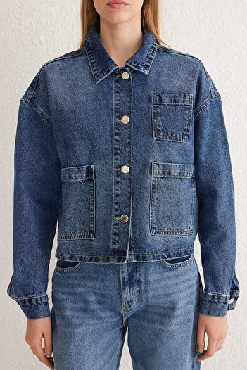 Trendyol Collection Oversize Denim Jacket with Blue Pocket Detail Twoss25Ce00016