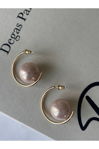 ringbox Gold Powder Pink Pearl Hoop Earrings