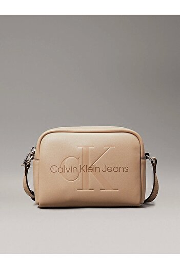 Calvin Klein Sculpted Camera Bag18 Mono Shoulder Bag