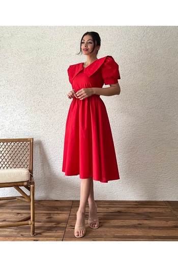 KÜÇÜĞÜM BUTİK Red Large Collar Flared Poplin Dress