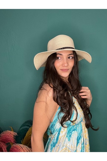 laviyonsa Straw Summer Sun Hat with Leather Cord
