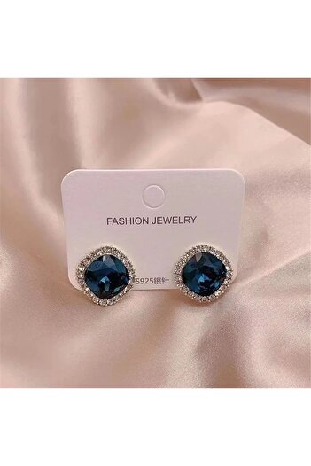 Pelin Aksesuar Dark Blue Crystal Square Button Earrings