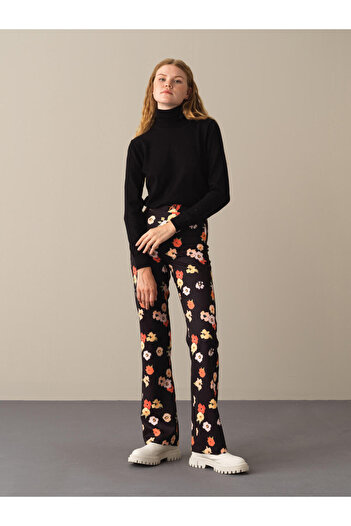 Xint Kadın Siyah Regular Fit Basic Kazak