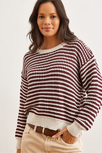 Olalook Women's Burgundy Crew Neck Striped Openwork Knitwear Sweater Kzk- 19000947