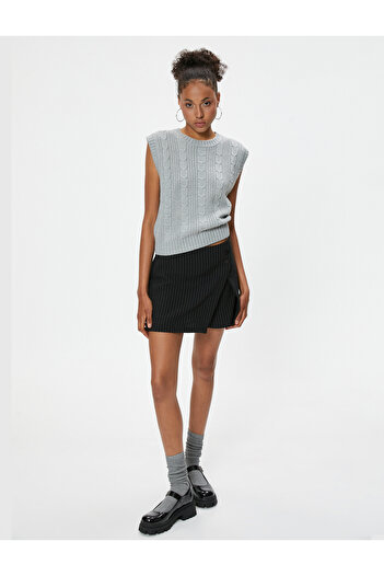 Koton Crew Neck Sleeveless Knitted Textured Sweater