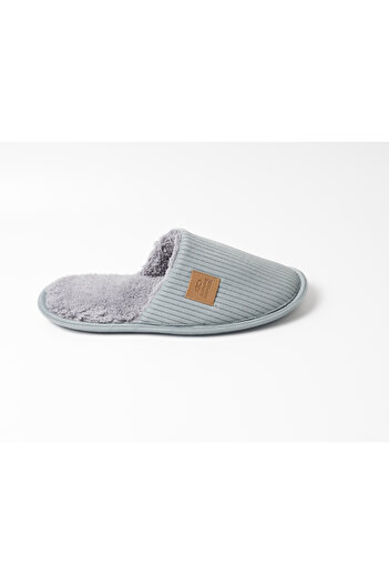 KAPVOE Fleece Gray Home Slippers - Non-Slip Sole, Plush Inside Detail, Fluffy and Non-Pilling Corded Comfort