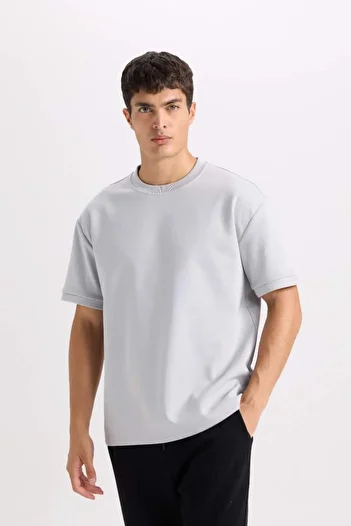 DeFacto Oversize Wide Fit Crew Neck Basic Solid Short Sleeve T-Shirt