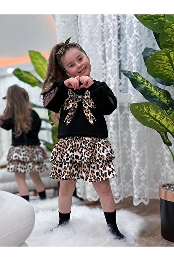 GÖKJOY BUTİK Girl's Suit with Lace Sleeves, Bow Print Details and Leopard Skirt