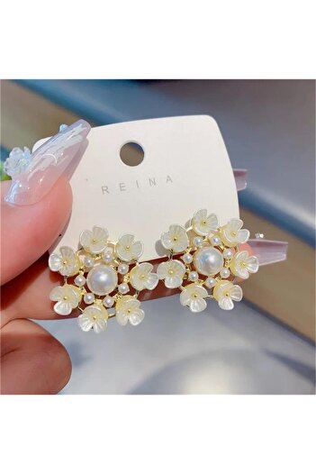 Pelin Aksesuar Cream Mother of Pearl Flower Pearl Earrings