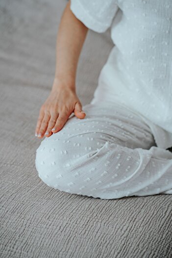 Mia 2 Kat Müslin Kadın Pijama Takımı %100 Pamuk Kırık Beyaz