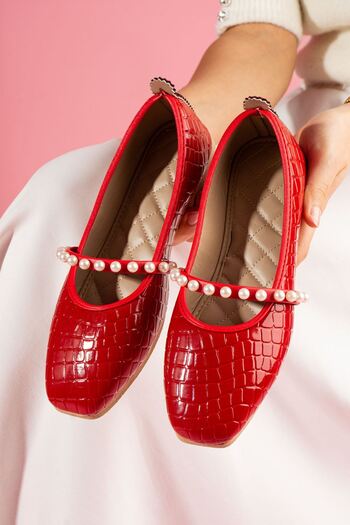 FUGA MODA Perly Red Croco Patterned Ballerinas with Pearl Tape Accessories