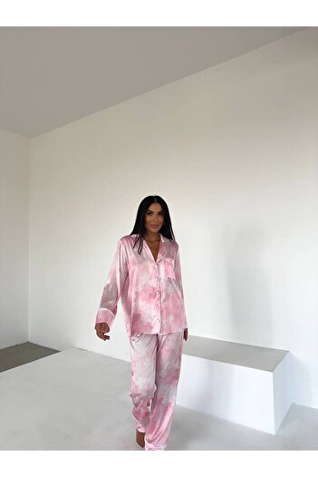 LANCEES Candy Kadın Pamuk Saten Pijama Takımı Pembe Batik Desenli Uzun Kollu Şık Rahat