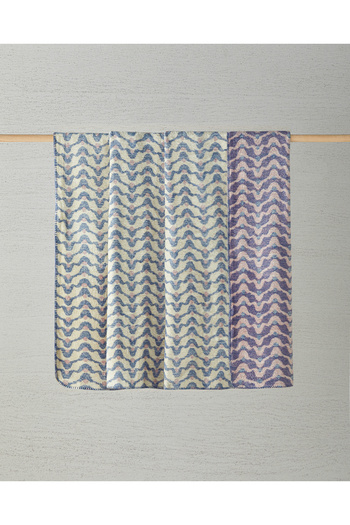 English Home Blue Single Heritage Acrylic Blanket