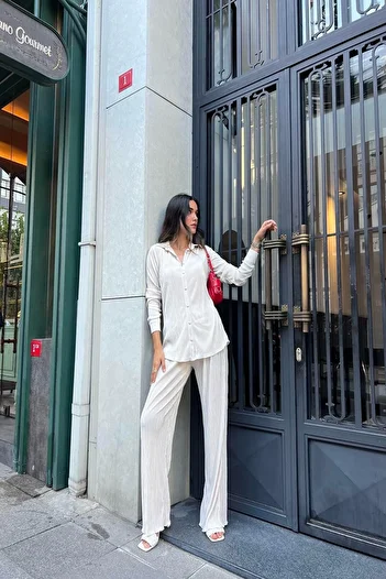 FOR YOU MODA 2-Piece Pleated Shirt and Trousers Stone Set
