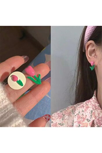 Pelin Aksesuar Pink Asymmetrical Flower Earrings