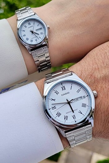 Casio Dial White Cord Silver Color Dear Wristwatch
