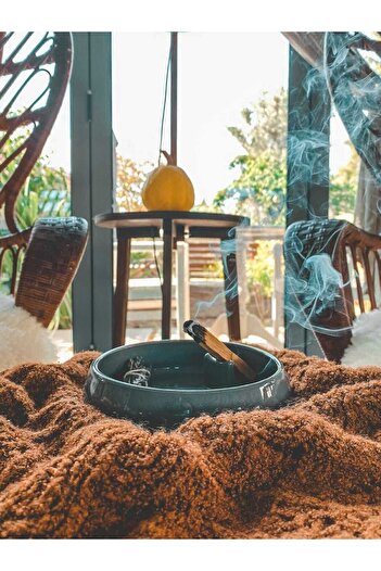 Kyphi Natural Siva El Yapımı Seramik Tütsülük Ve 40gr Palo Santo Ağaç Tütsü