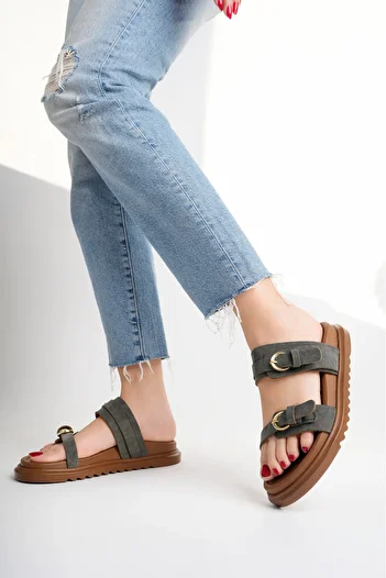 meyra'nın ayakkabıları Women's Green Matte Double Banded Comfortable Orthopedic Sole Slippers