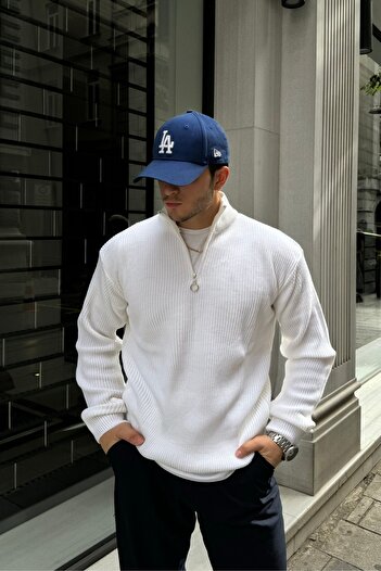 Livio Ferri Thick and Half Zippered Men's Knitwear Sweater - Stand Collar