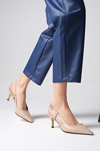 Mio Gusto Venus Skin Color Blunt Pointed Toe Women's Heeled Shoes