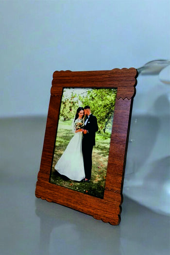 HANEM 10X15 Economic Photo Frame & Wood Mdf