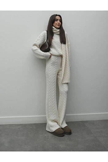 Bak'ap Premium Hair Braided Scarf Sweater Trousers 3-Piece Knitwear Set