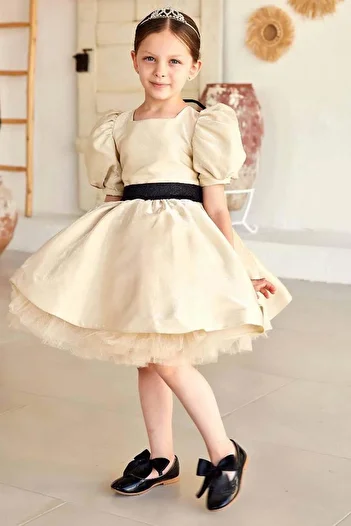 Riccotarz Girl's Waist Stripe Detailed Silvery Bow Balloon Sleeves Gold Evening Dress