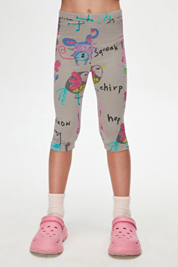 LOVETTI Girl's Gray Chirping Animals Patterned Knee-length Capri