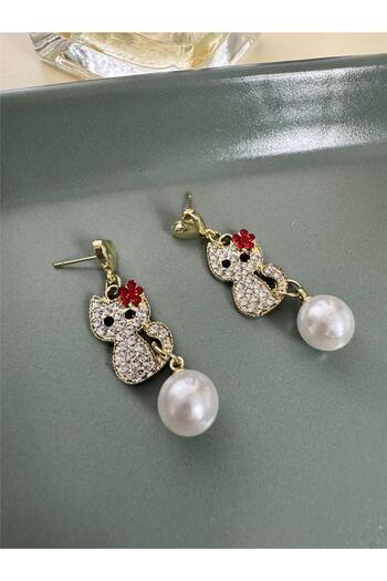 Pelin Aksesuar Pearl and Crystal Stone Cat Earrings