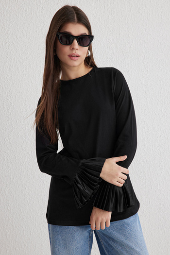 Trendyol Modest Black Pleat Cuff Detailed Knitted Tunic Tctss25Uk00000