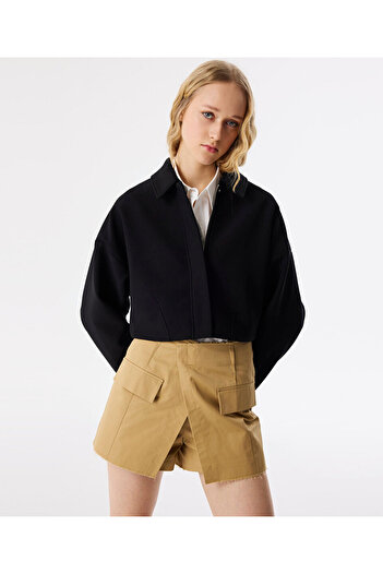 Twist Crop Shirt Jacket