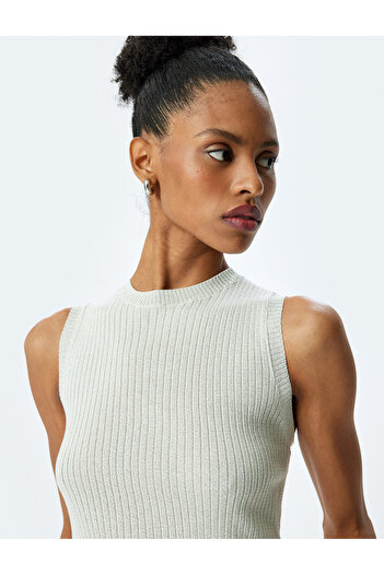 Koton Crew Neck Sleeveless Metallic Yarn Detailed Knitwear Tank Top