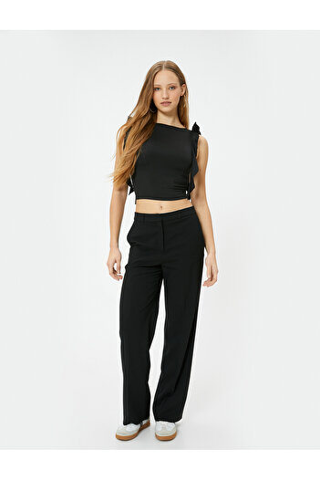 Koton Frilly Crop felső, ujjatlan kendő, részletes legény nyakú, vékony szabású