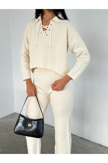 02Lady Fashion Lace-Up Polo Collar Short Wide Leg Knitwear Set