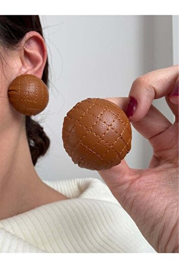 Pelin Aksesuar Brown Large Leather Stud Earring