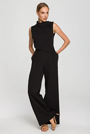 Made of Emotion Elegant jumpsuit with wide legs