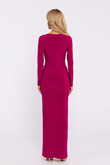 Made of Emotion Dress made of stretch knit fabric with a twist-front detail