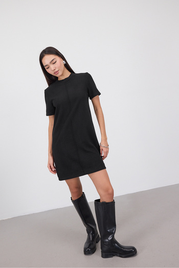 Addax Soft Textured Mini Dress with Front Seam Detail E90810-I6