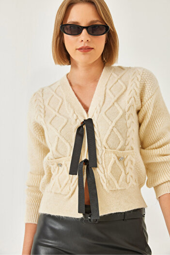 Bianco Lucci Women's Knitted Cardigan with Bow Front Pocket 20247544