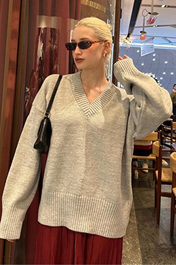 Madmext MG2149 Model - Gray Oversize Knitwear Women's Sweater, V-Neck