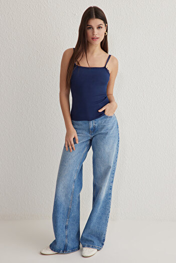 Trendyol Collection Námořnická modř přiléhavé/body-sedící elastické pletené tílko s mašlí Twoss25Al00005