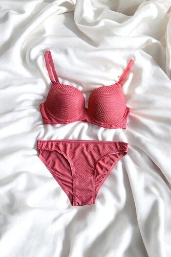 Luvensa Tile Diamond Pattern Padded Bra Set (Bra & Panty)