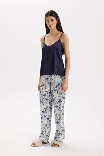 DeFacto Fall in Love Saten Pijama Takımı Regular Fit Askılı Üst Desenli Uzun Alt D5179AX24AU