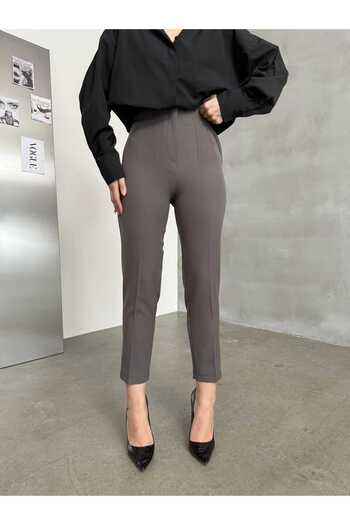 BNK Shop Pleated Waist Seated Recovery Button-Free Palazzo Pants