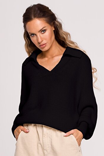 Made of Emotion Oversized sweater with a collar