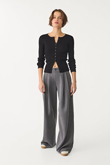 Stradivarius Ribbed knit cardigan with buttons
