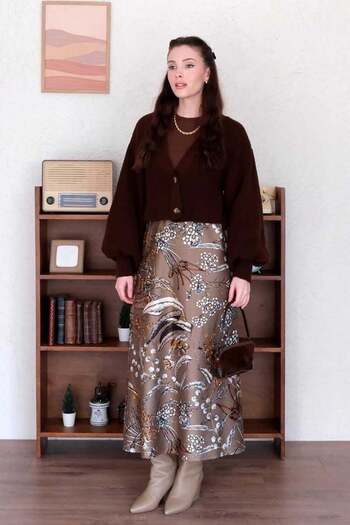 Ceylan Otantik Brown Patterned Cotton Satin Flared Skirt & Bitter Brown Balloon Sleeve Knitwear Cardigan