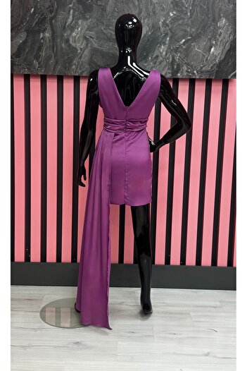 MODA MATMAZEL Derin Göğüs Dekolteli Mini Elbise